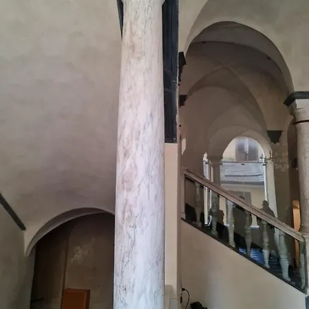 Doge Cambiaso- Davanti All'acquario - Grande Terrazza Privata - Palazzo Nobiliare Storico Apartment *