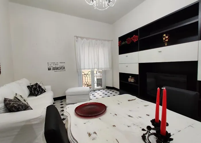 Doge Cambiaso- Davanti All'acquario - Grande Terrazza Privata - Palazzo Nobiliare Storico *