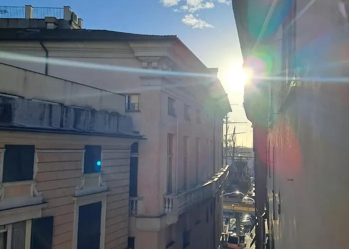 Doge Cambiaso- Davanti All'acquario - Grande Terrazza Privata - Palazzo Nobiliare Storico * Janov